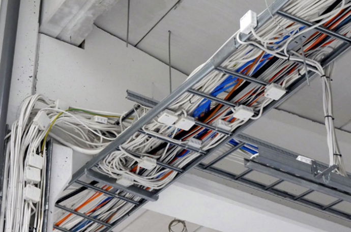 Nhận Diện và Khắc Phục Các Lỗi Thường Gặp Khi Thi Công Thiết Bị Điện Cadivi Cho Nhà Ở
